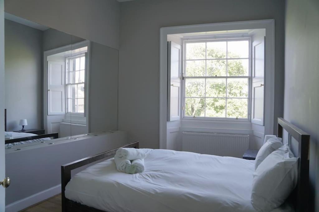 Prime Edinburgh City Centre - 4 Bed Penthouse Bagian luar foto